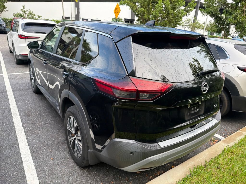 Used 2023 Nissan Rogue SV FWD image 13