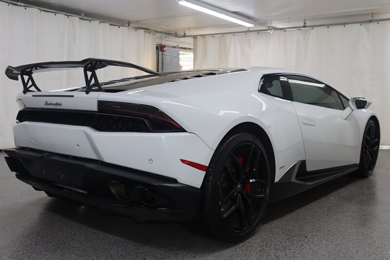 Used 2015 Lamborghini Huracan LP 610-4 AWD/4WD image 7