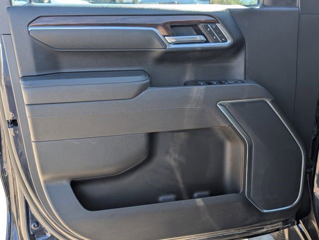 Certified 2025 GMC Sierra 1500 SLT image 14