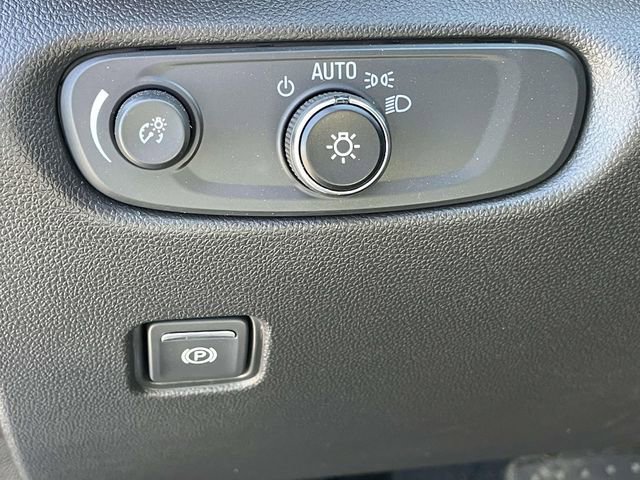 Used 2021 Chevrolet Blazer RS w/ Enhanced Convenience Package image 15