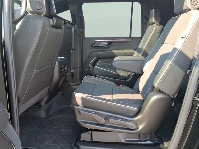 New 2026 Chevrolet Suburban Premier AWD/4WD image 19