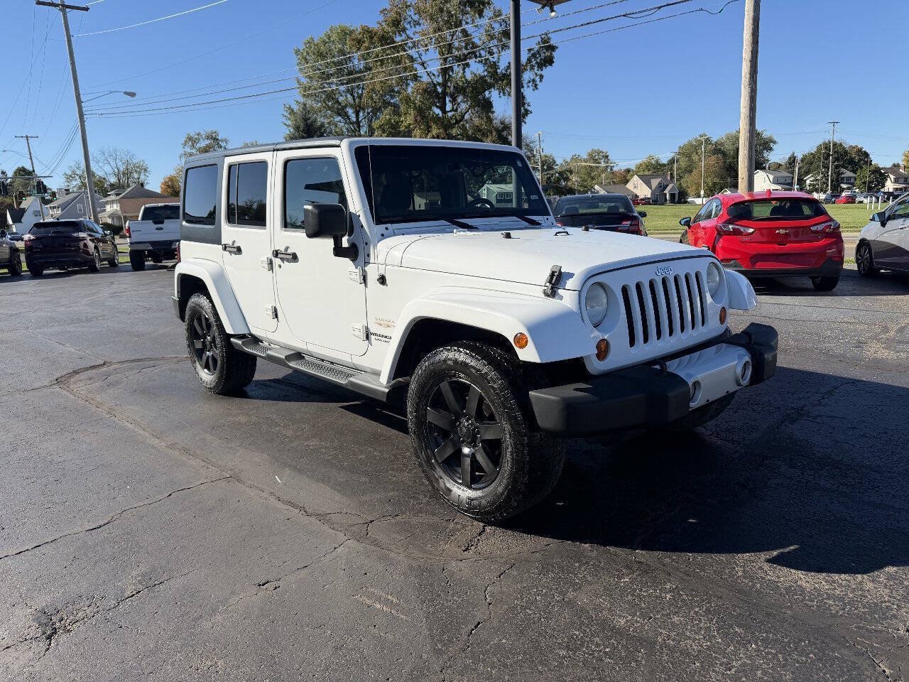 Used 2013 Jeep Wrangler Unlimited Sahara w/ Connectivity Group AWD/4WD image 5