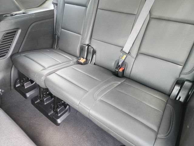 Used 2024 Chevrolet Tahoe Z71 w/ Luxury Package AWD/4WD image 36