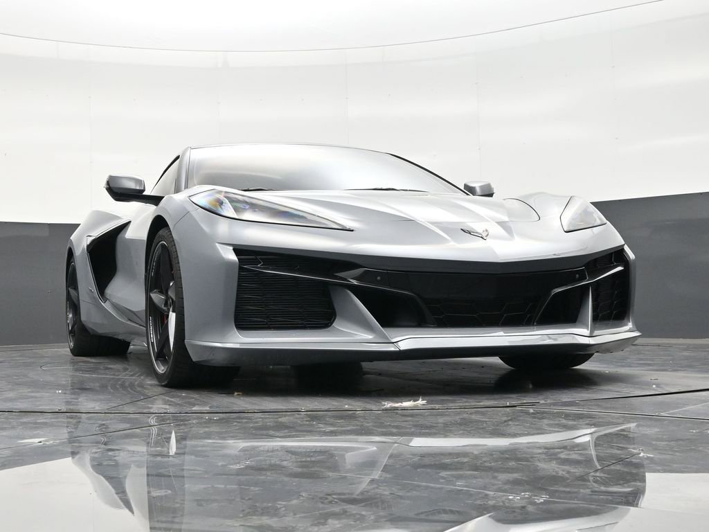 Used 2025 Chevrolet Corvette E-Ray w/ Stealth Interior Trim Package image 26