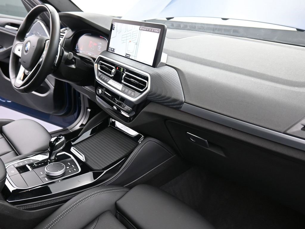 Used 2024 BMW X4 xDrive30i image 19