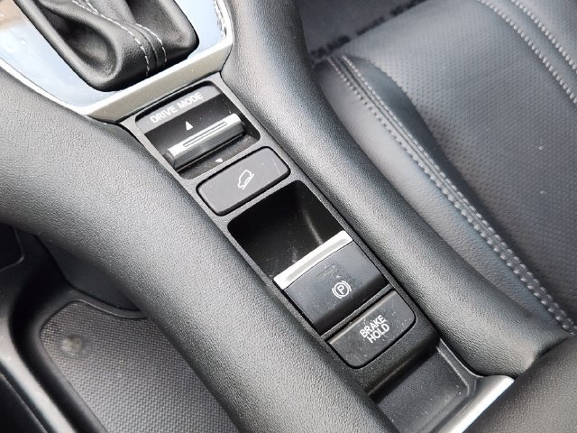 Used 2026 Honda HR-V EX-L image 25