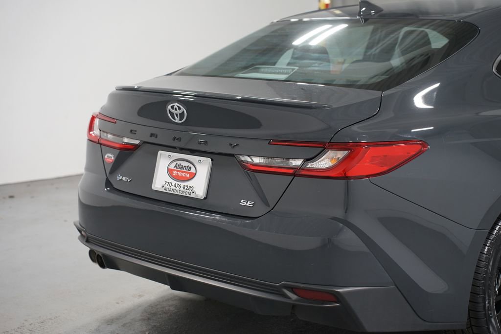 Certified 2025 Toyota Camry SE image 9