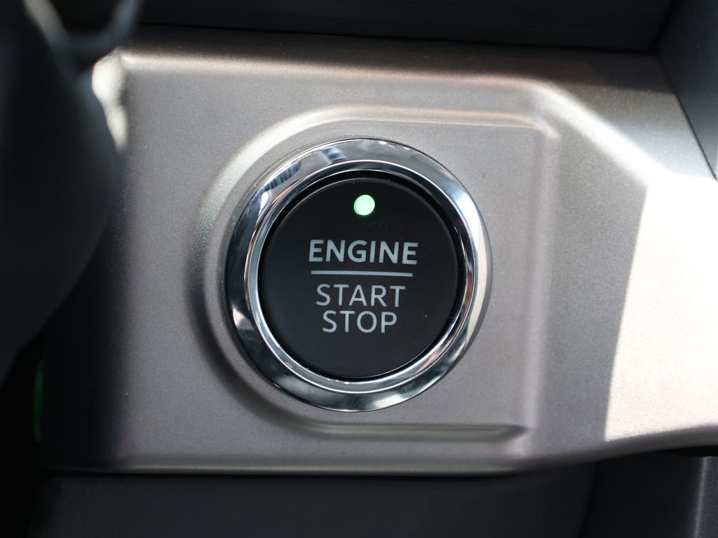 Used 2023 Ford F150 XLT w/ Equipment Group 302A High RWD image 34