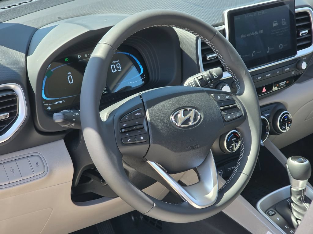 New 2026 Hyundai Venue SEL FWD image 10