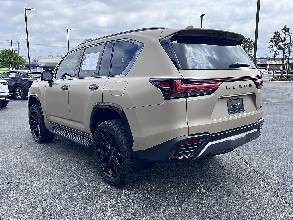 Certified 2025 Lexus LX 700h Overtrail w/ Accessory Package (Z1) image 5