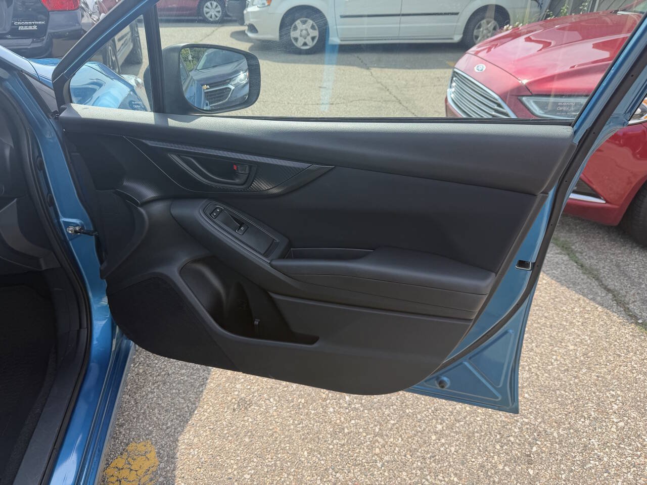 Used 2017 Subaru Impreza 2.0i AWD/4WD image 22