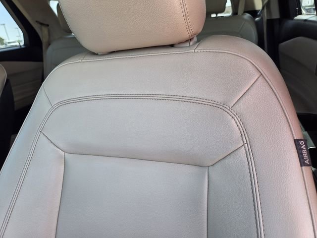 Used 2020 Ford Explorer XLT w/ Equipment Group 202A RWD image 16