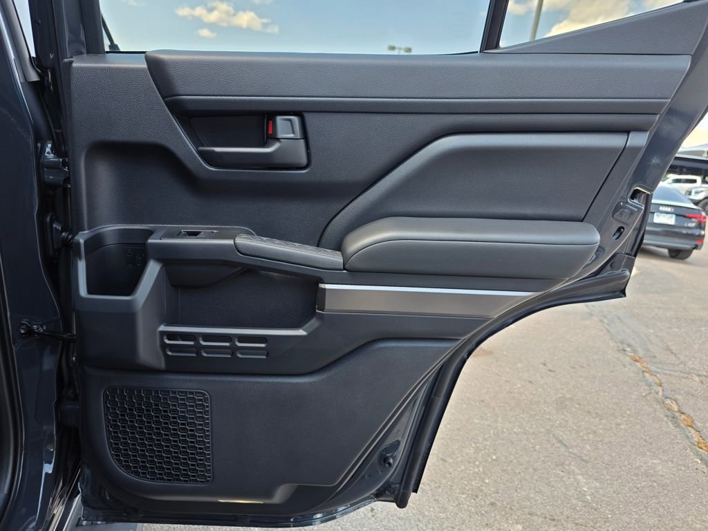 Used 2025 Toyota 4Runner TRD Off-Road image 29