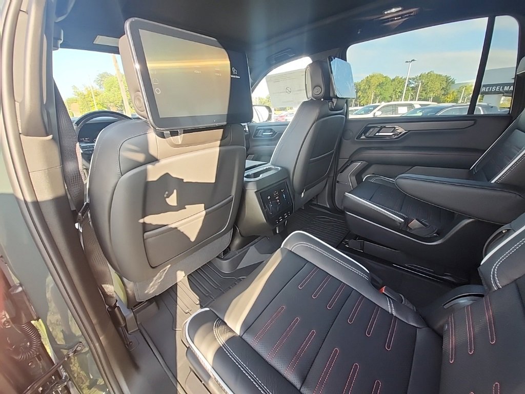 New 2026 GMC Yukon XL AT4 Ultimate w/ LPO, Floor Liner Package image 14