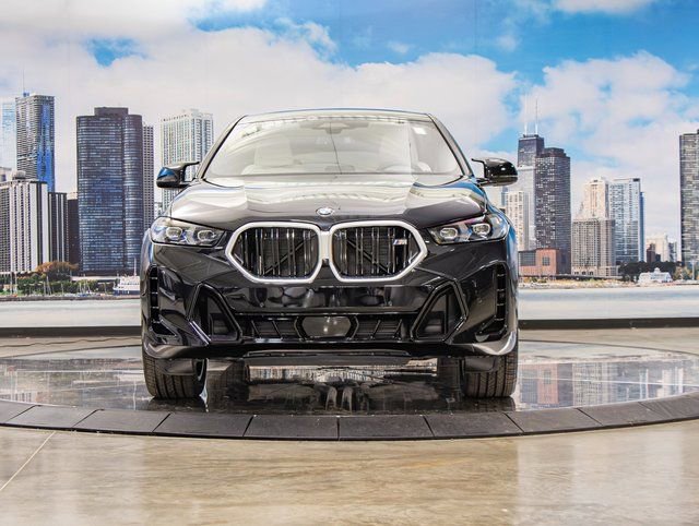 New 2026 BMW X6 M60i AWD/4WD image 3
