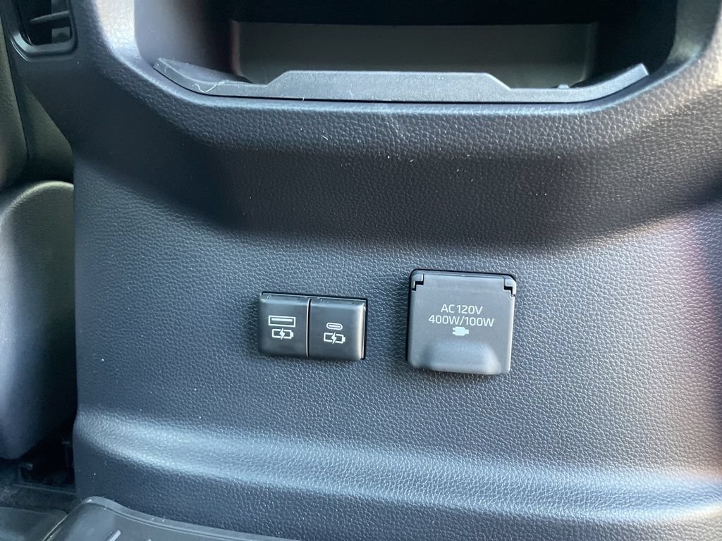 New 2026 Toyota Tundra Limited w/ Power Package AWD/4WD image 16