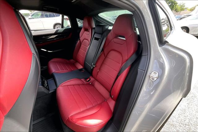 Used 2024 Porsche Panamera 4 image 19