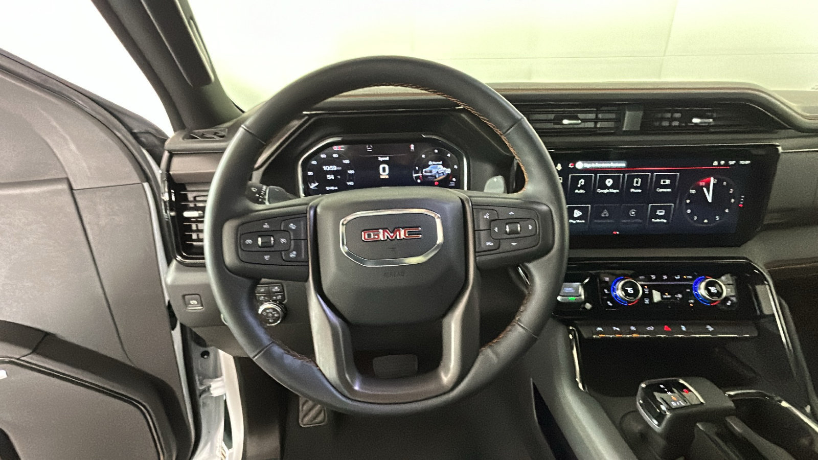 New 2026 GMC Sierra 1500 AT4 w/ AT4 Premium Package AWD/4WD image 17
