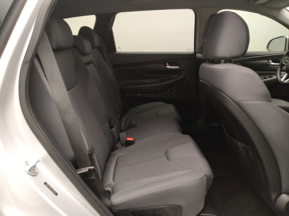 Used 2019 Hyundai Santa Fe SE image 19