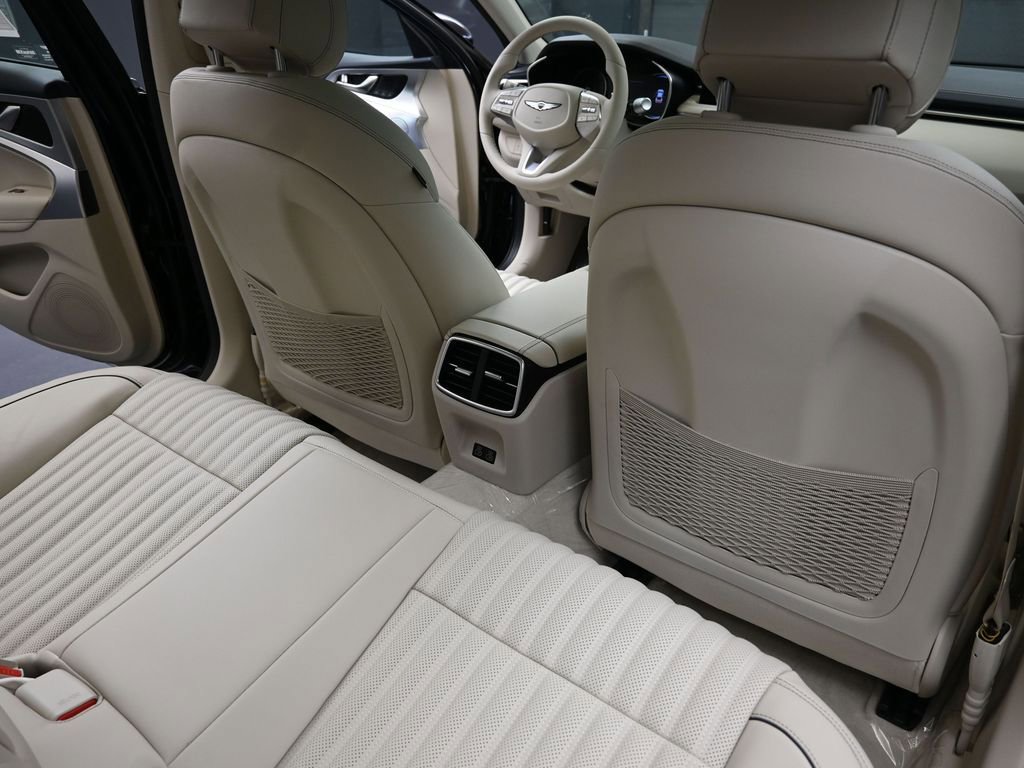 New 2026 Genesis G70 2.5T Prestige image 15