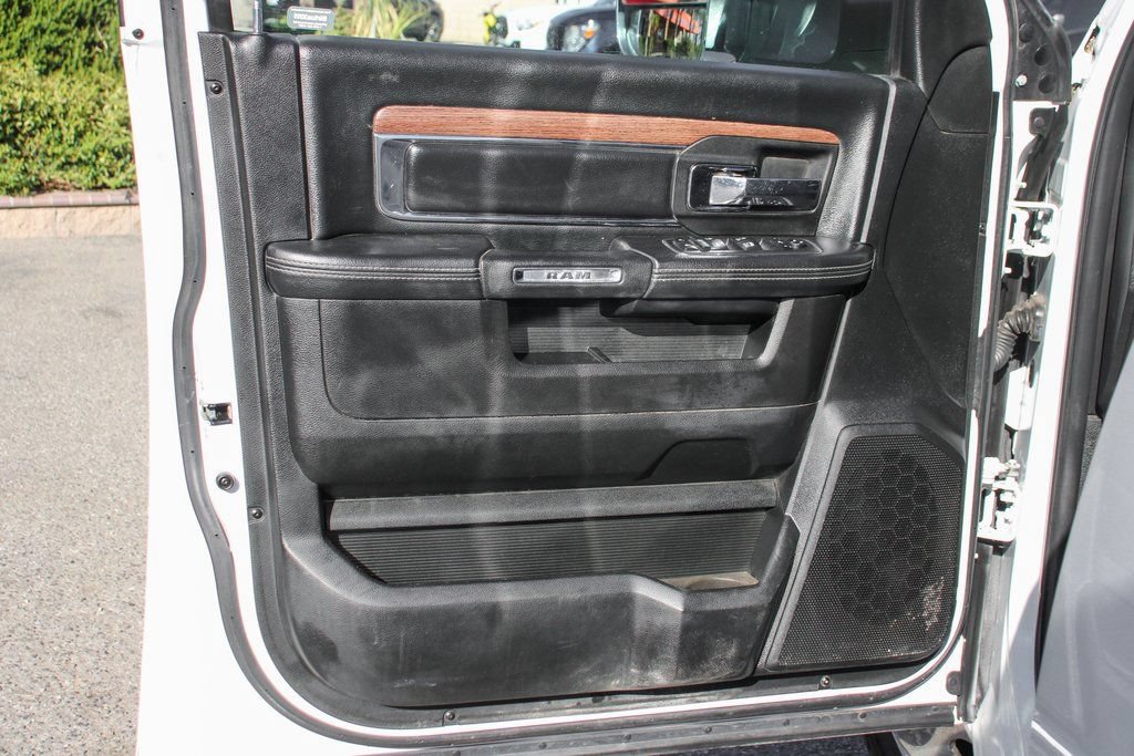 Used 2018 RAM 3500 Laramie AWD/4WD image 16