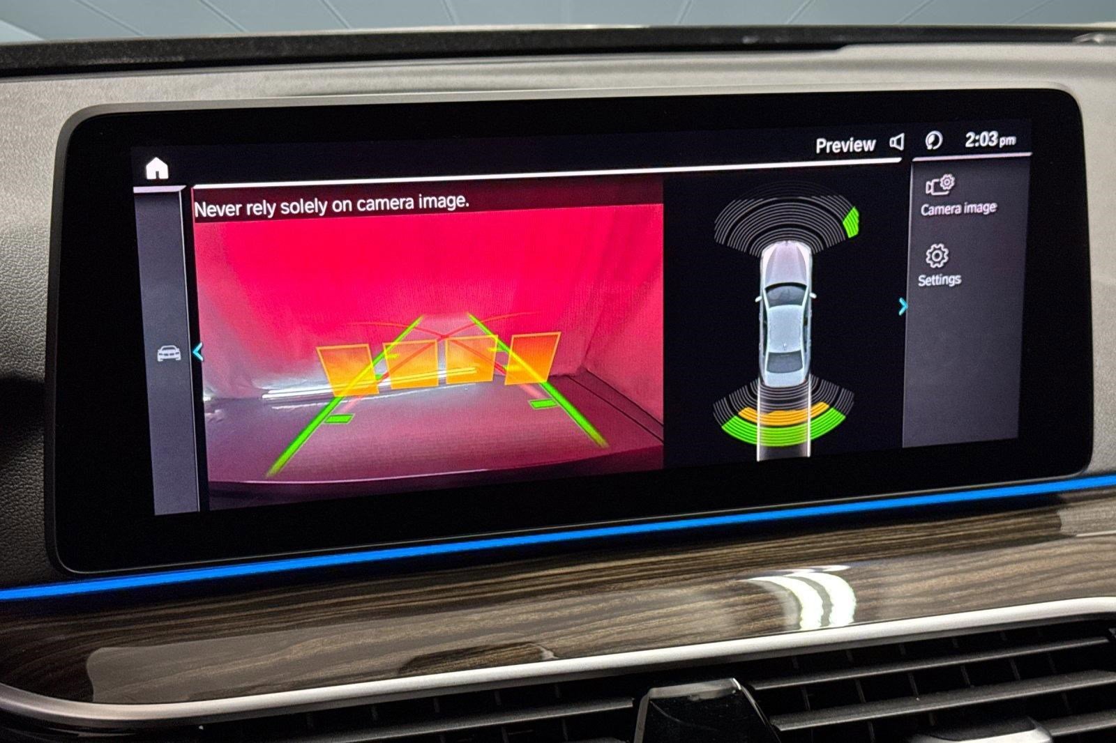 Used 2023 BMW 530e w/ Convenience Package image 24