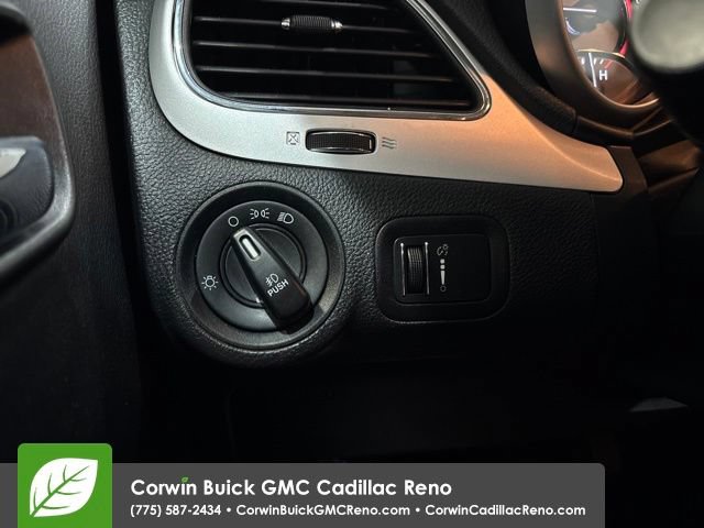 Used 2016 Dodge Journey SXT FWD image 29
