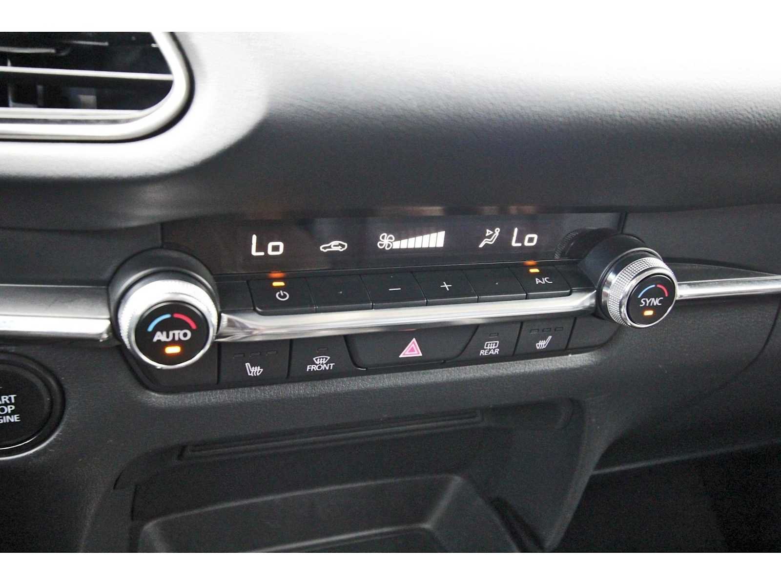 Used 2022 MAZDA CX-30 AWD 2.5 S w/ Premium Package image 23