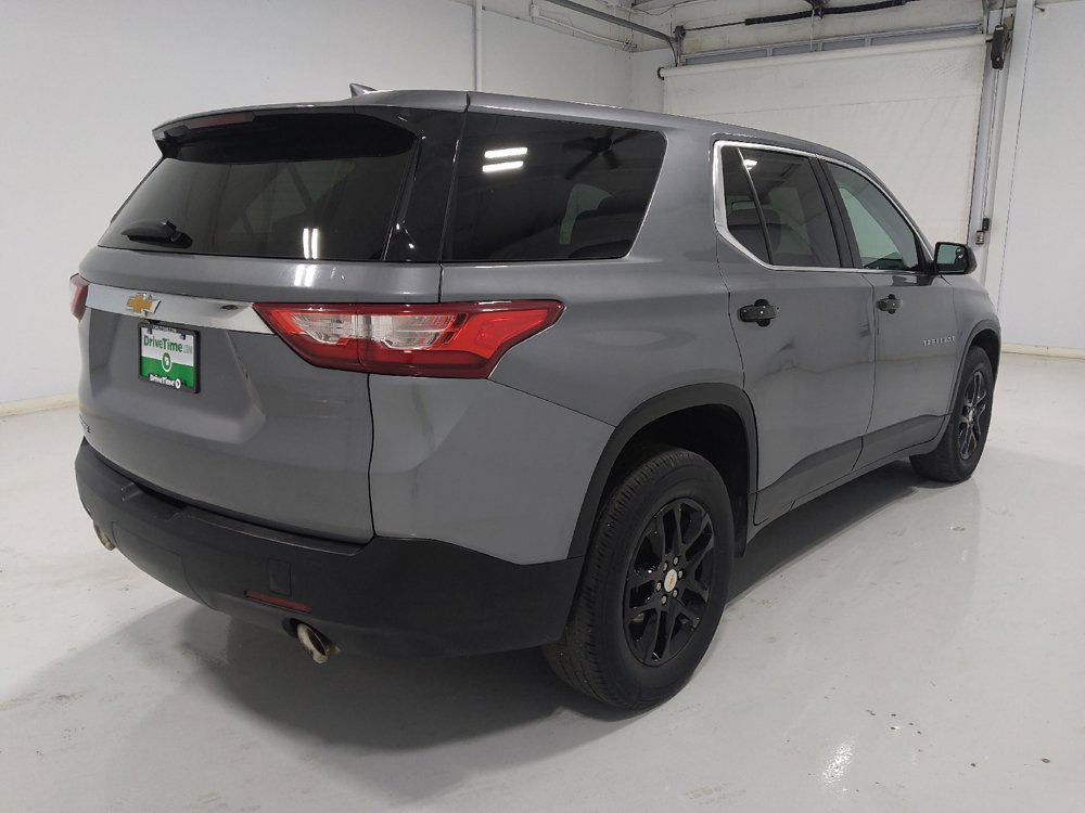 Used 2021 Chevrolet Traverse LS FWD image 9