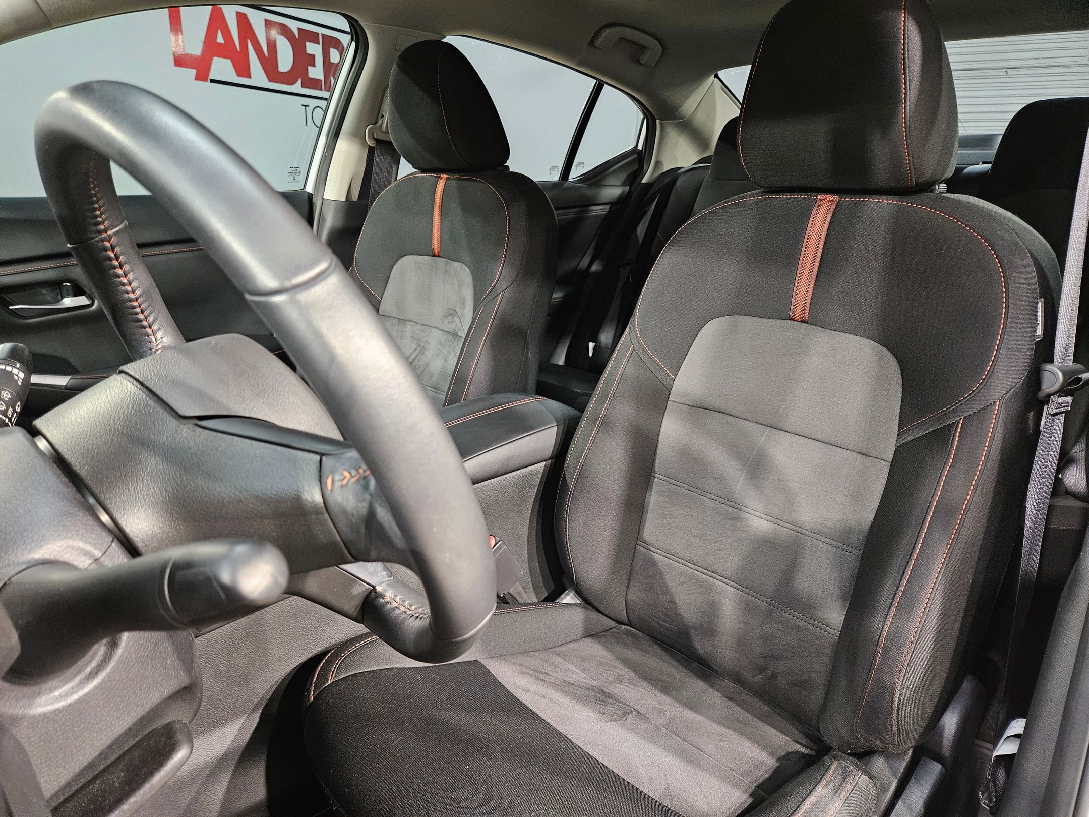Used 2024 Nissan Sentra SR FWD image 23