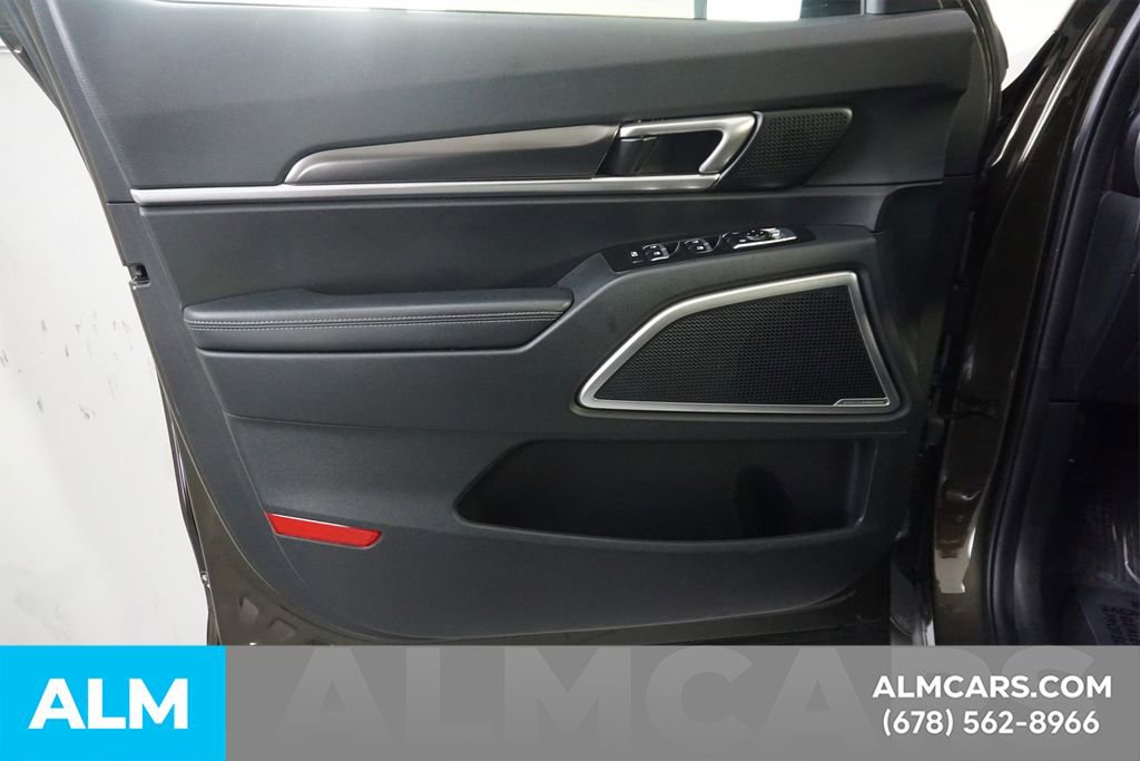 Used 2025 Kia Telluride S FWD image 49
