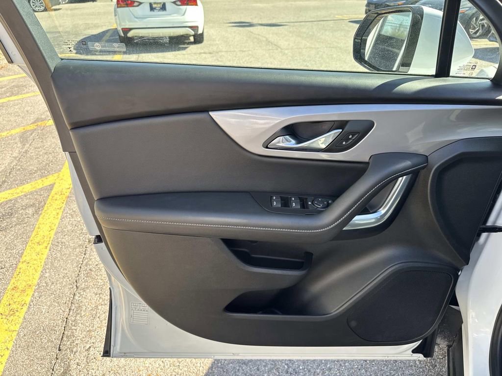 Certified 2025 Chevrolet Blazer LT image 20