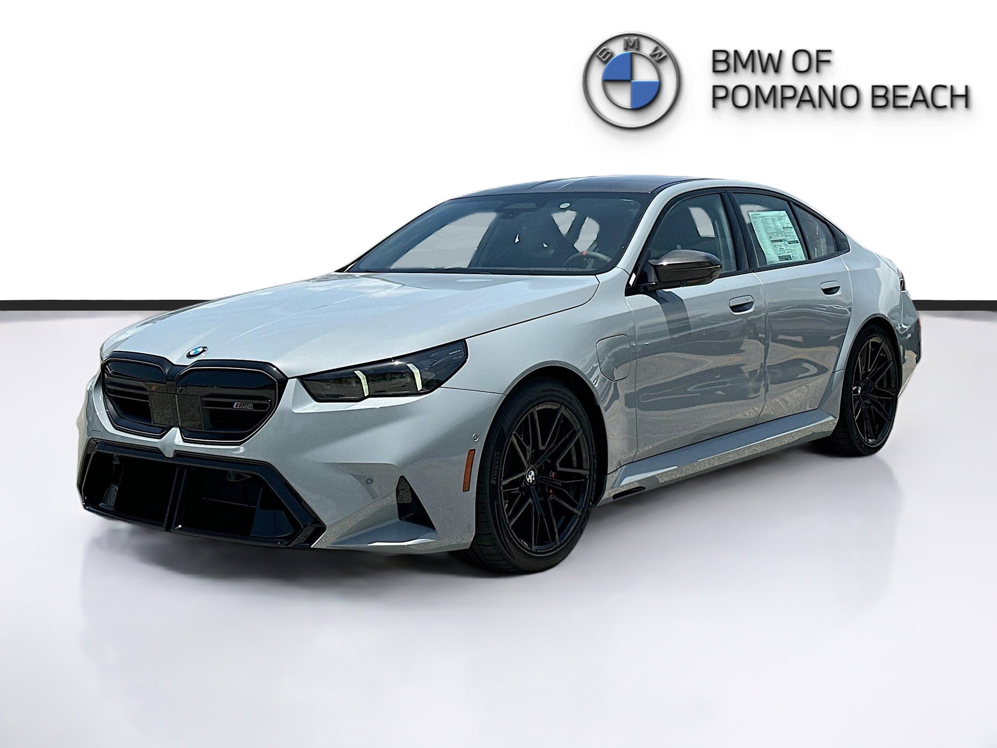 New 2026 BMW M5 w/ Carbon Package image 3