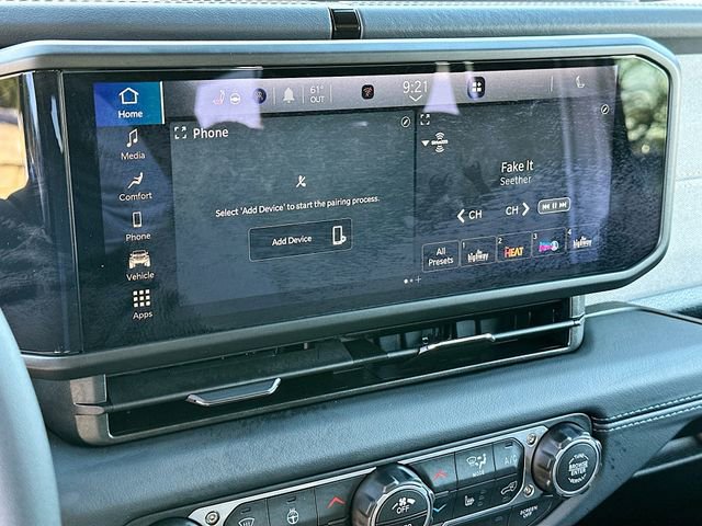 Used 2026 Jeep Wrangler Sahara image 14