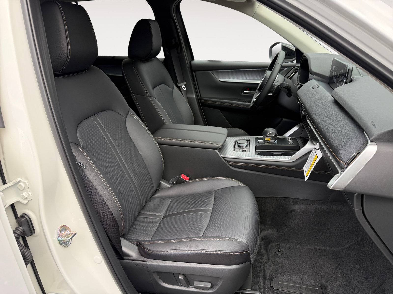 New 2025 MAZDA CX-70 Plug-In Hybrid w/ Premium Pkg image 19