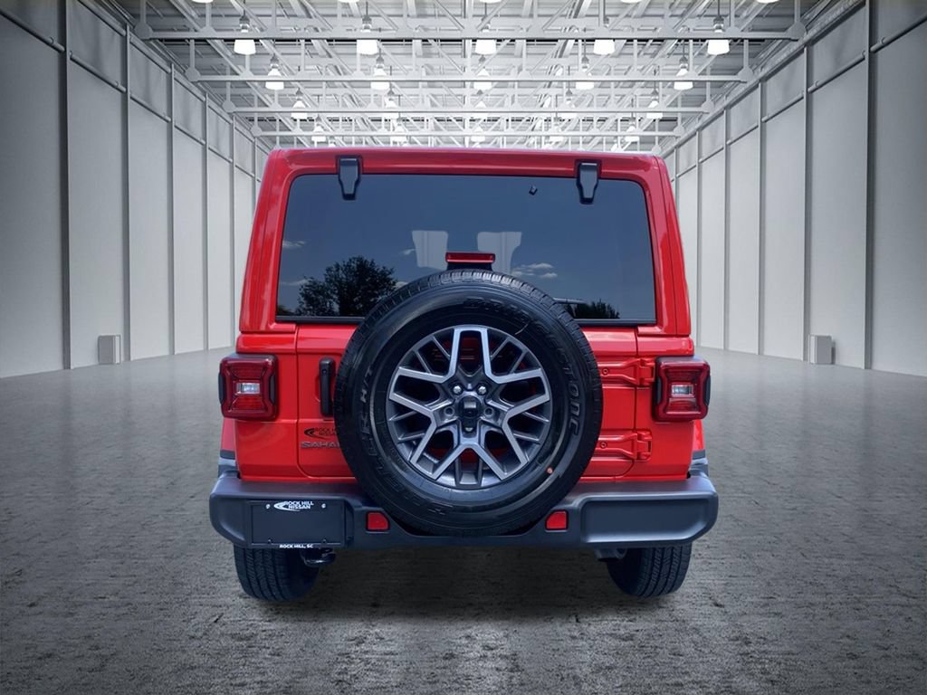 Used 2025 Jeep Wrangler Unlimited Sahara AWD/4WD image 7