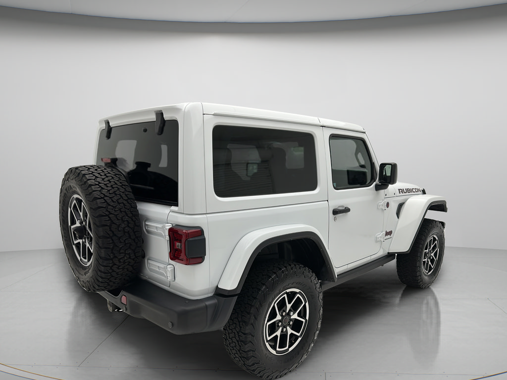Used 2024 Jeep Wrangler Rubicon AWD/4WD image 3