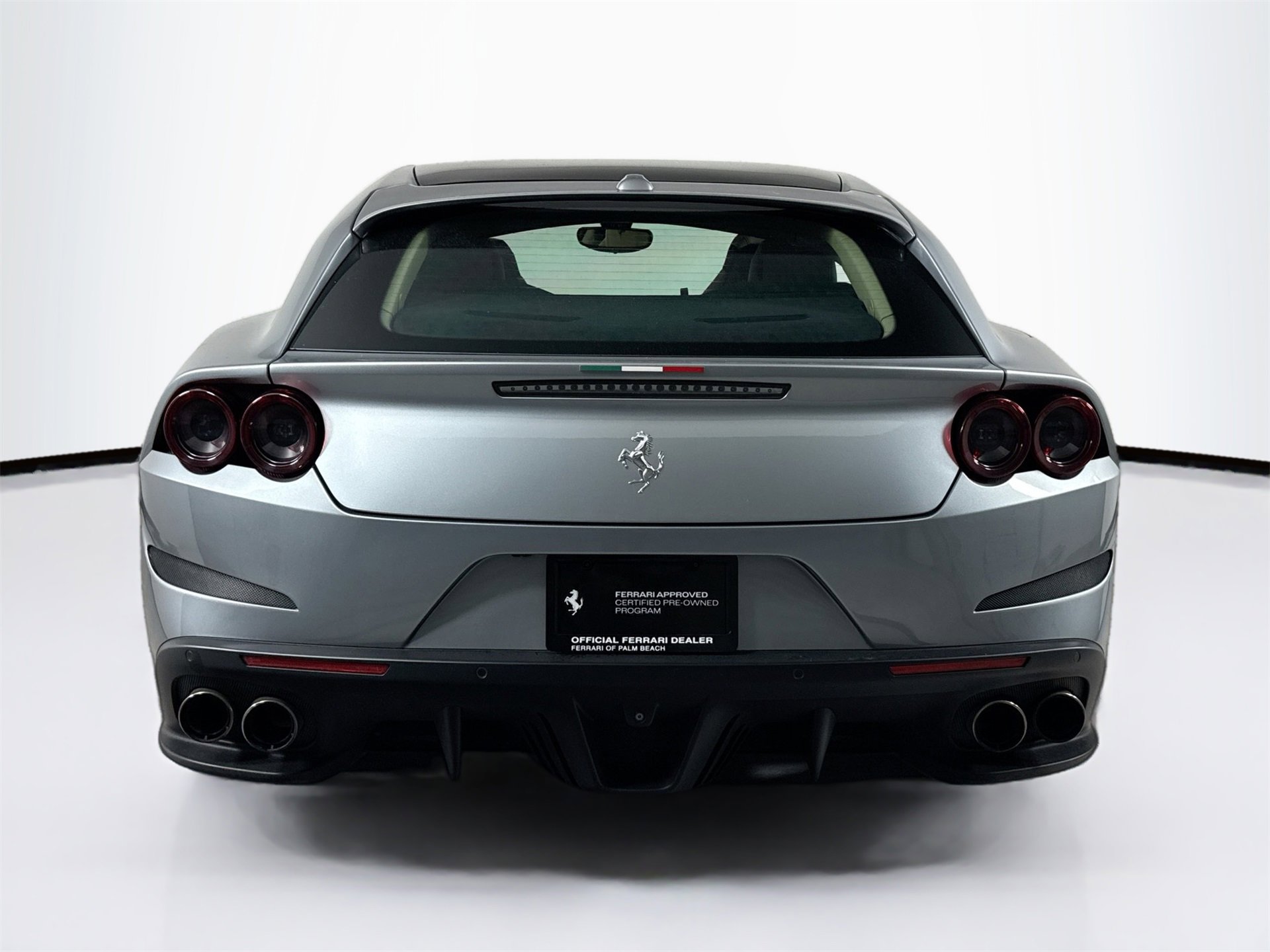 Certified 2018 Ferrari GTC4Lusso image 6