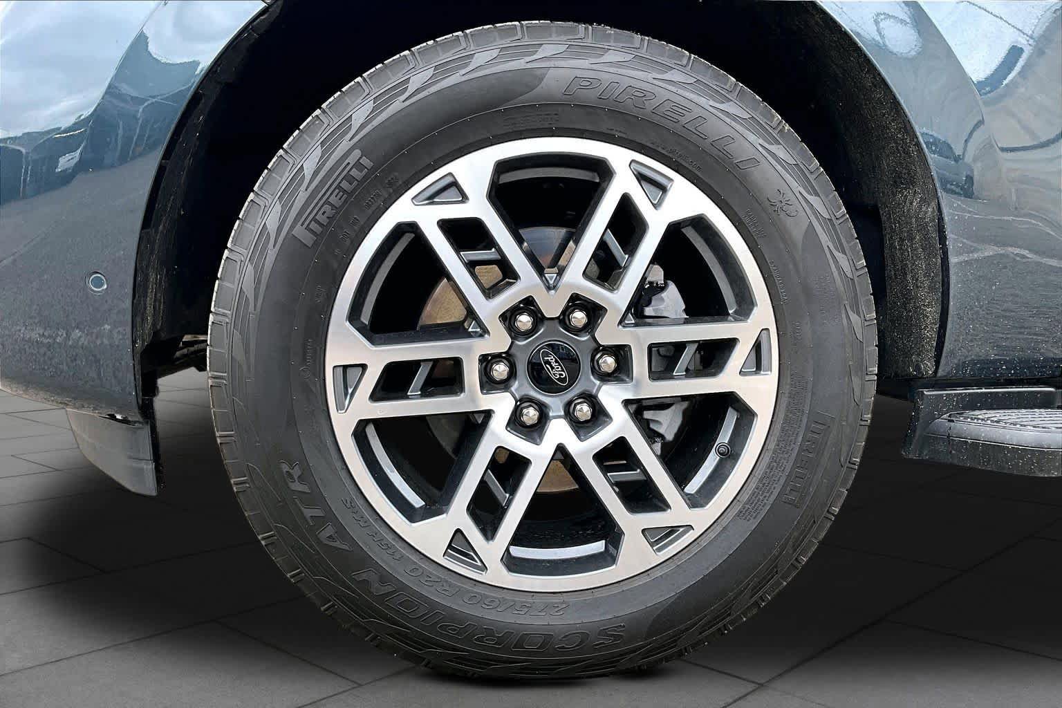Certified 2025 Ford Expedition Max Active AWD/4WD image 11