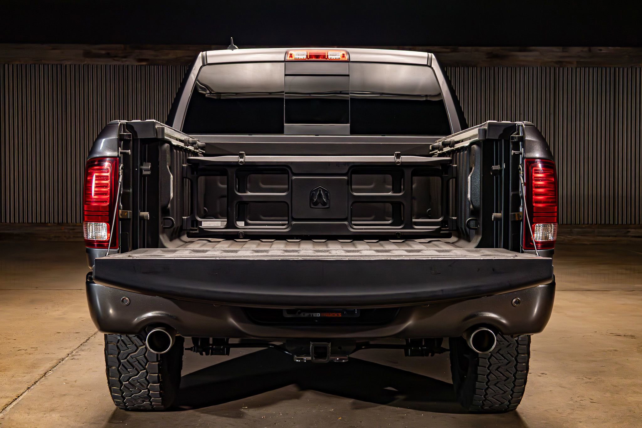 Used 2017 RAM 1500 Sport w/ Convenience Group AWD/4WD image 8