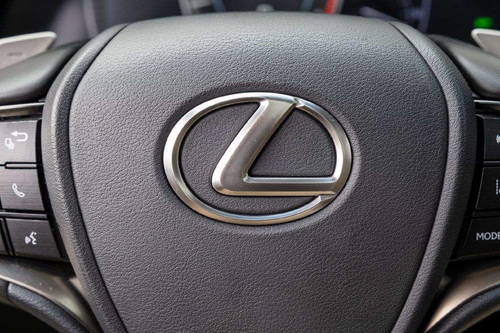 Used 2021 Lexus ES 350 w/ Premium Package FWD image 23