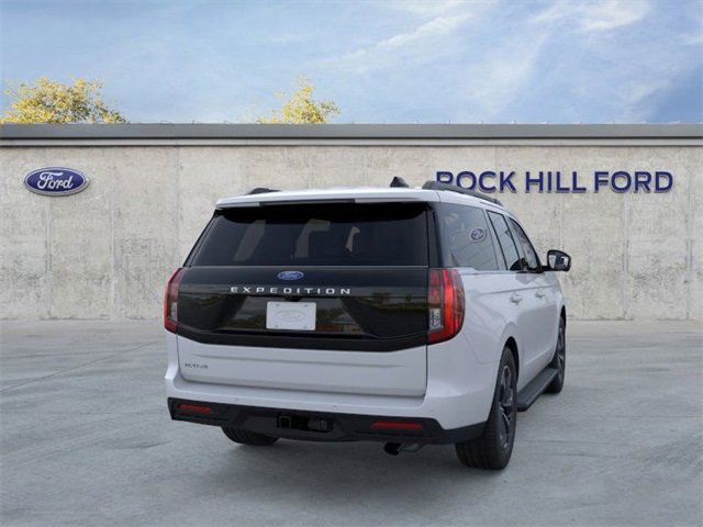 New 2026 Ford Expedition Active image 8