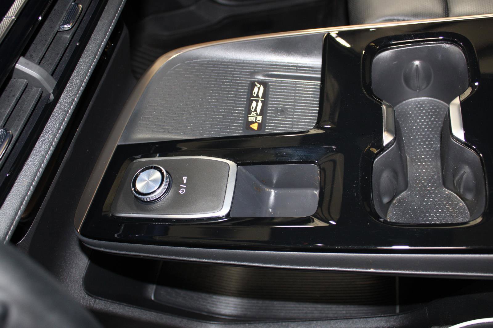 Used 2025 Buick Enclave Avenir w/ Super Cruise Package image 32