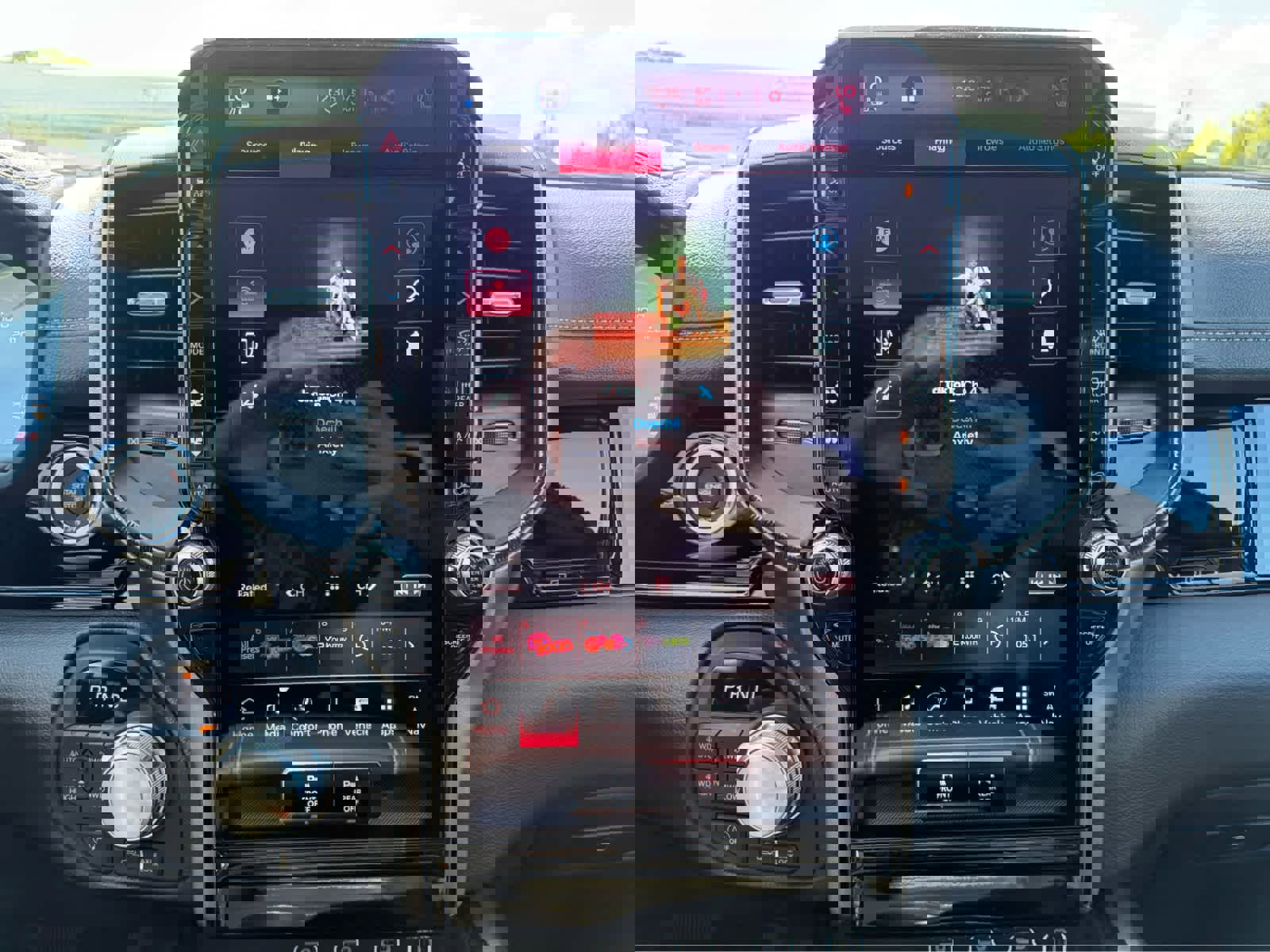 New 2026 RAM 1500 Rebel w/ Rebel Level 2 Equipment Group image 17