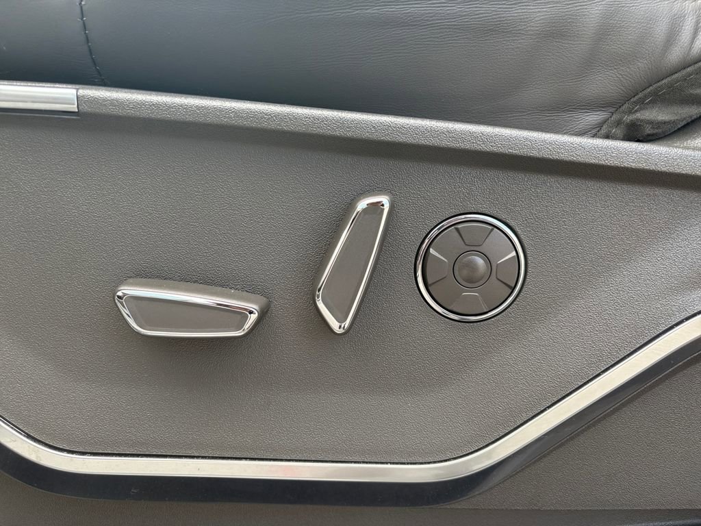 Used 2024 Ford F150 Platinum w/ Equipment Group 703A Plus image 15