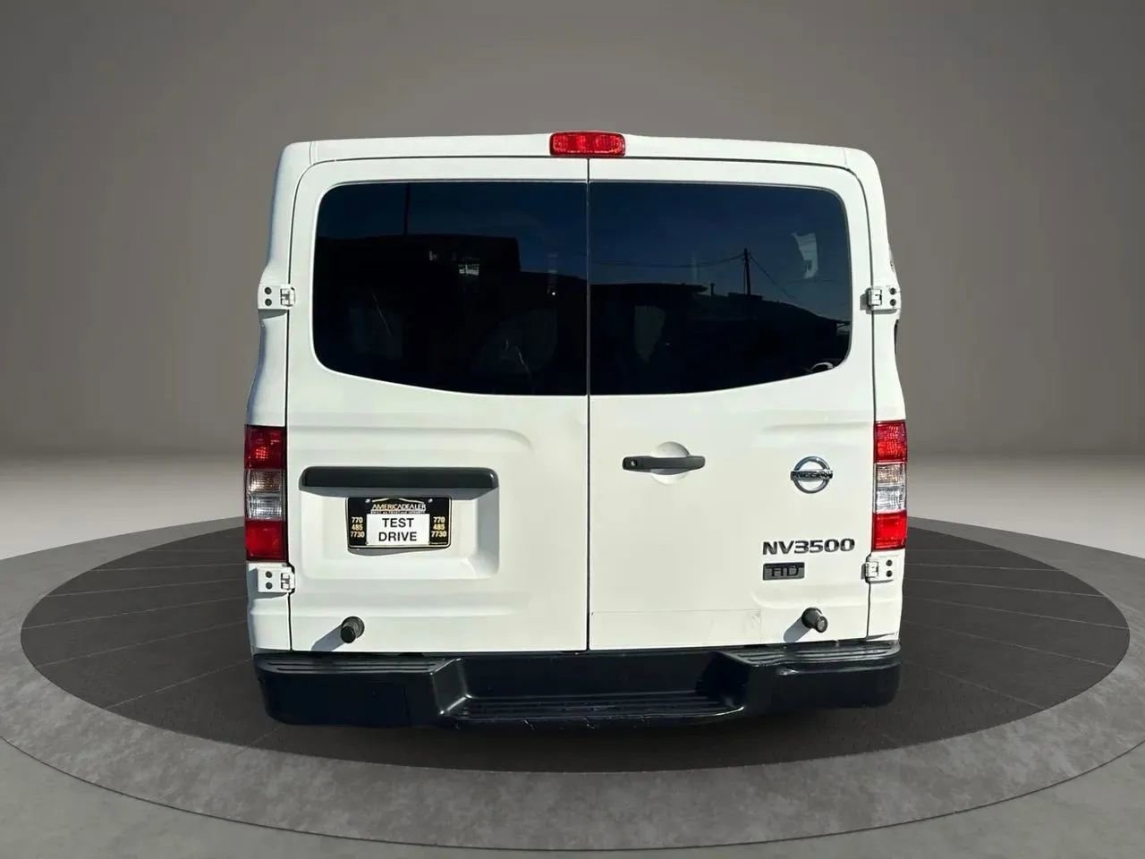 Used 2016 Nissan NV 3500 S image 8