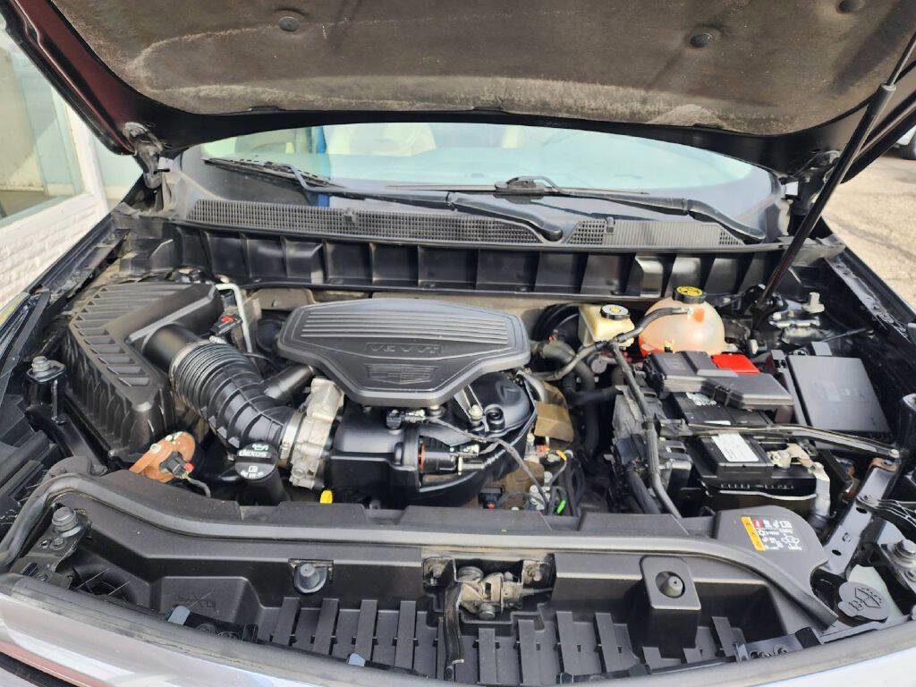 Used 2017 Cadillac XT5 Luxury w/ Driver Awareness Package FWD image 19