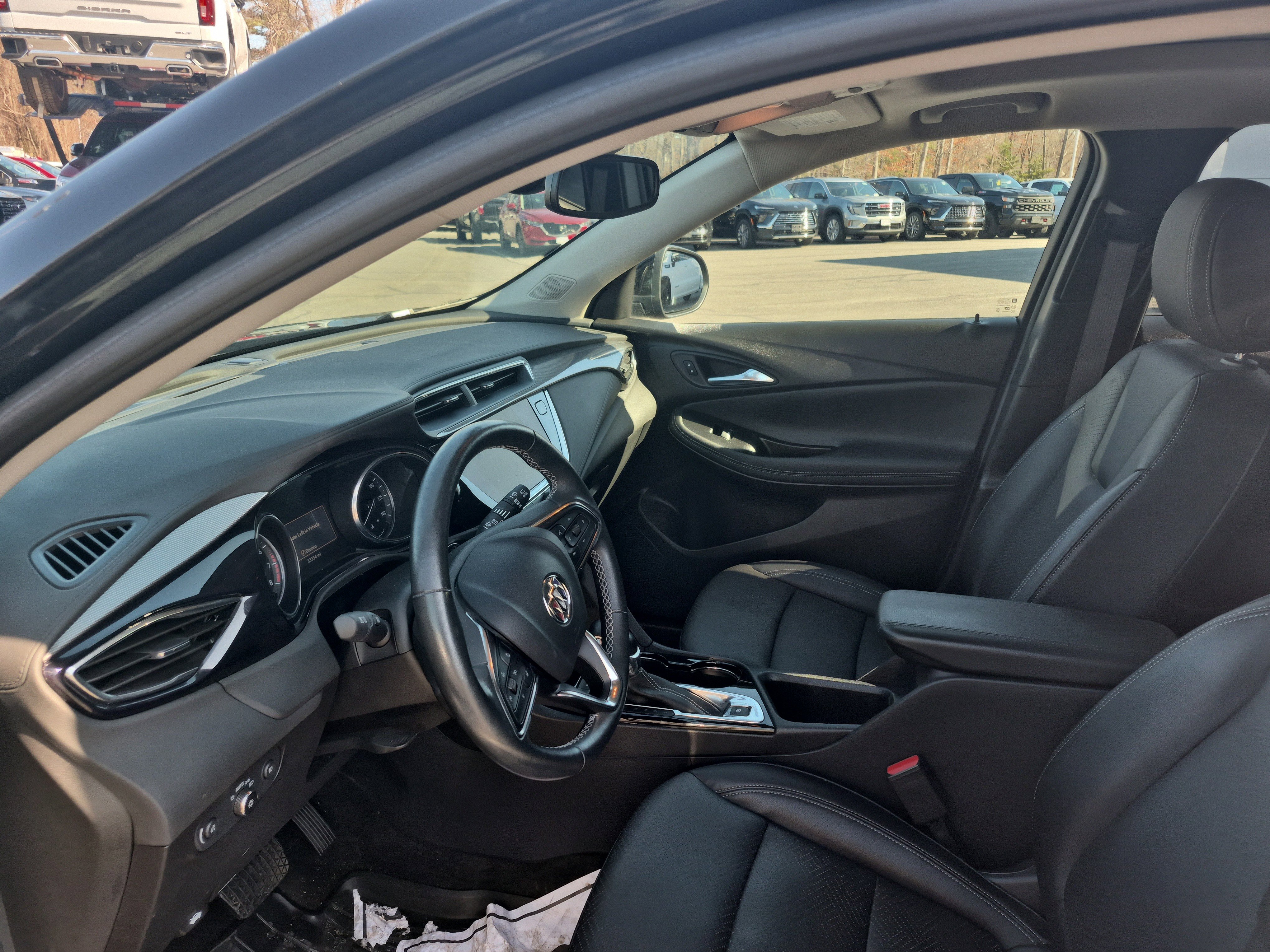 Used 2023 Buick Encore GX Essence w/ Experience Buick Package image 10