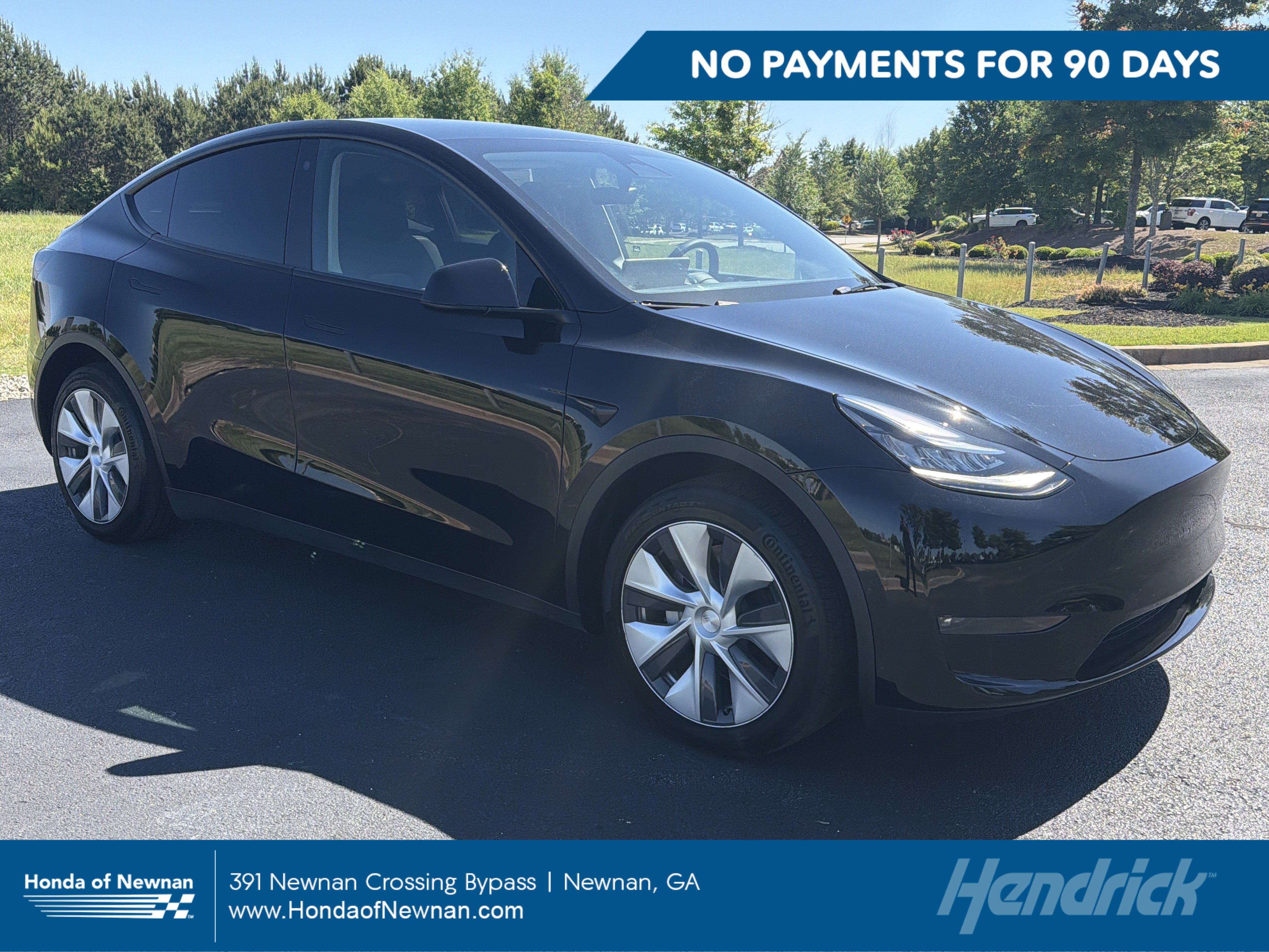 Used 2023 Tesla Model Y Long Range AWD/4WD image 1