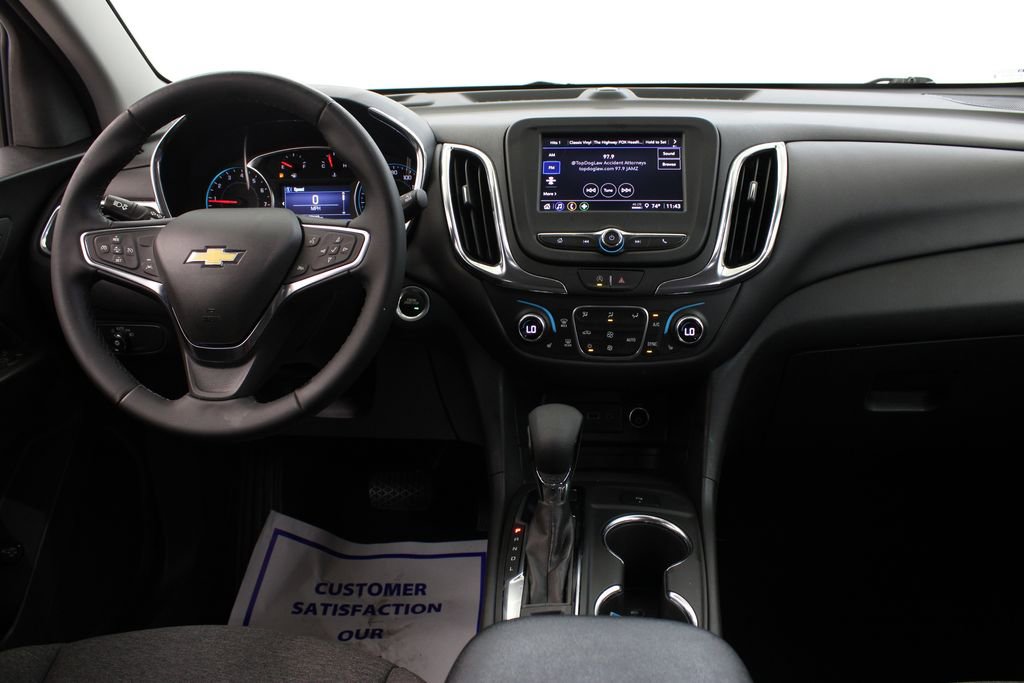 Used 2024 Chevrolet Equinox LT AWD/4WD image 9